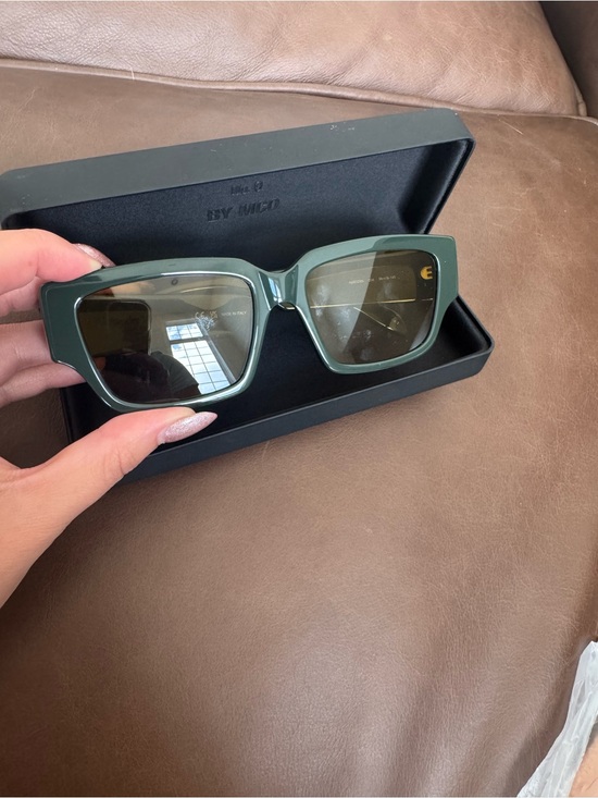 Other - Alexander McQueen Green Unisex Sunglasses